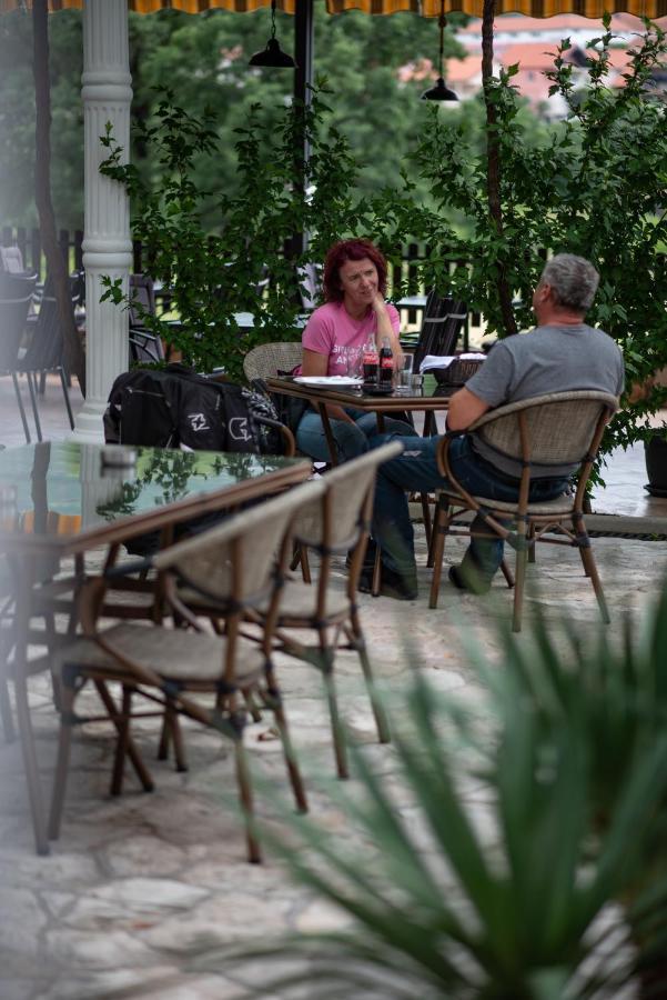Nacional Motel Trebinje Kültér fotó